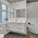Hanni - 600m From The Sea By Interhome *