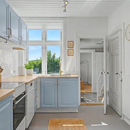Holiday home Hanni - 600m From The Sea By Interhome