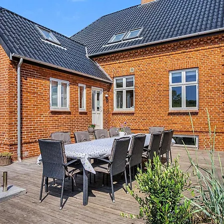 Holiday home Hanni - 600m From The Sea By Interhome *
